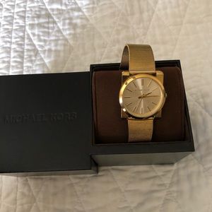 MICHAEL KORS WATCH